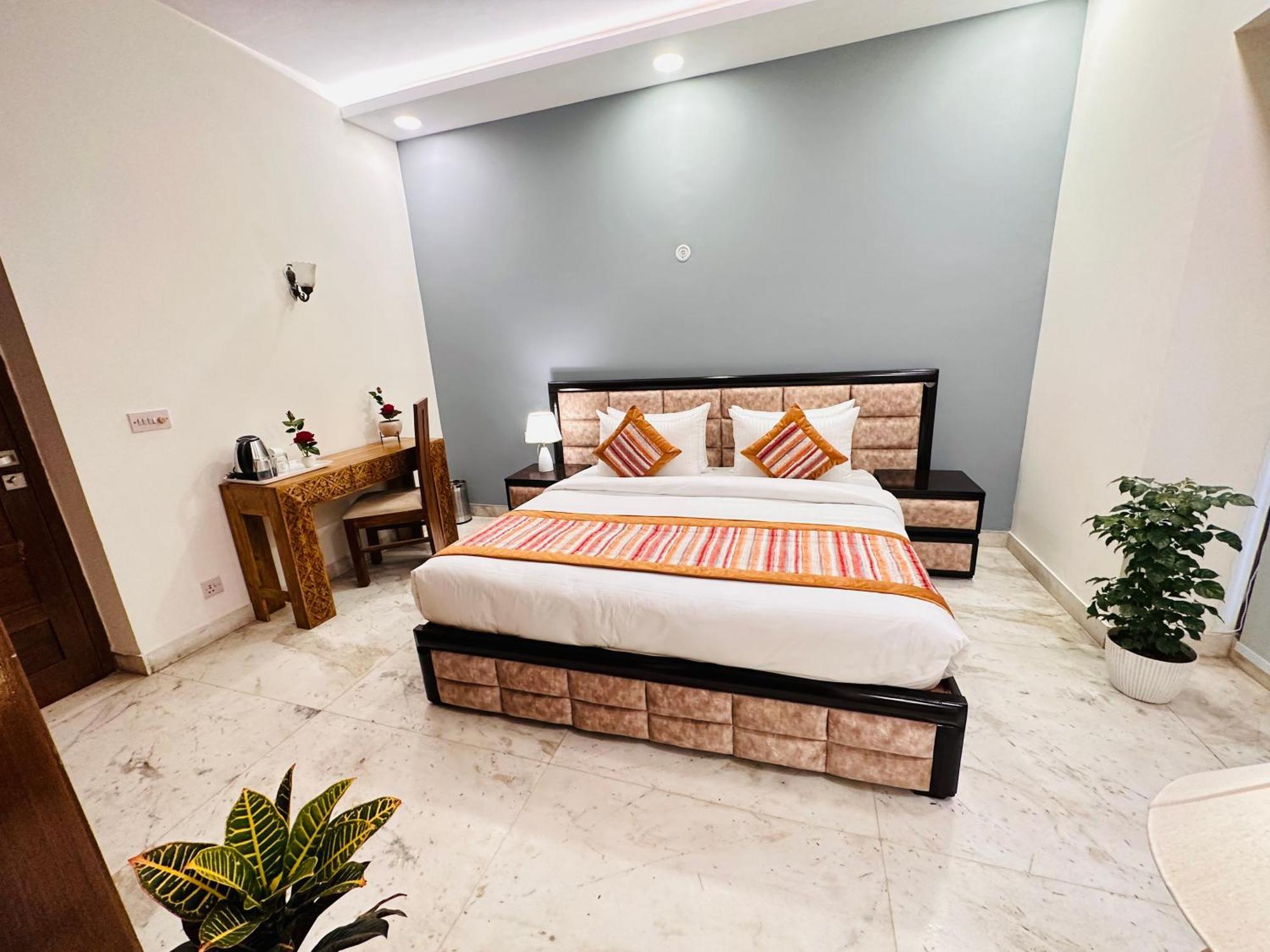 Grove Residency Hauz Khas New Delhi Couple Friendly Hotel Exterior foto